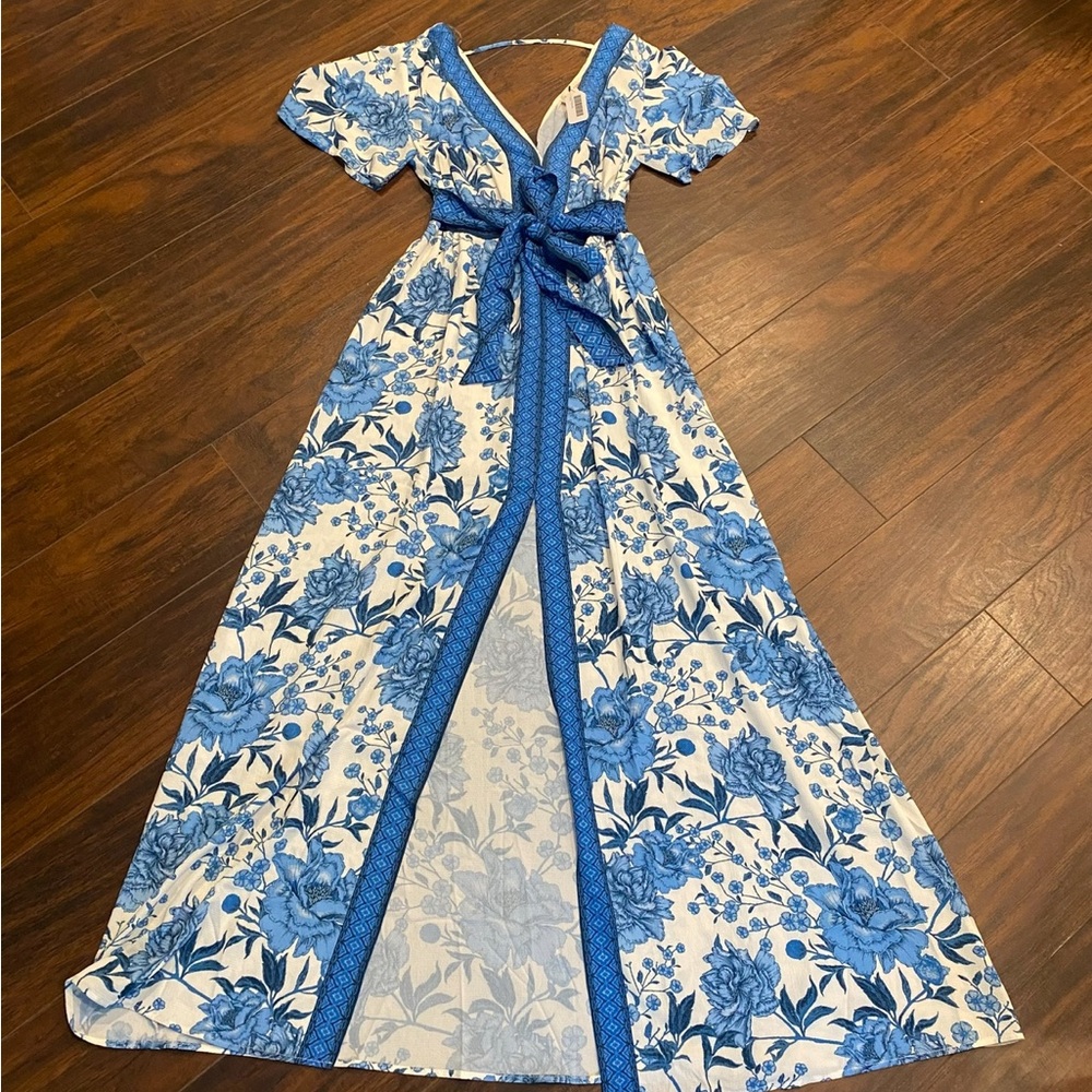 Flying Tomato Blue and White Flutter Sleeve Sundress